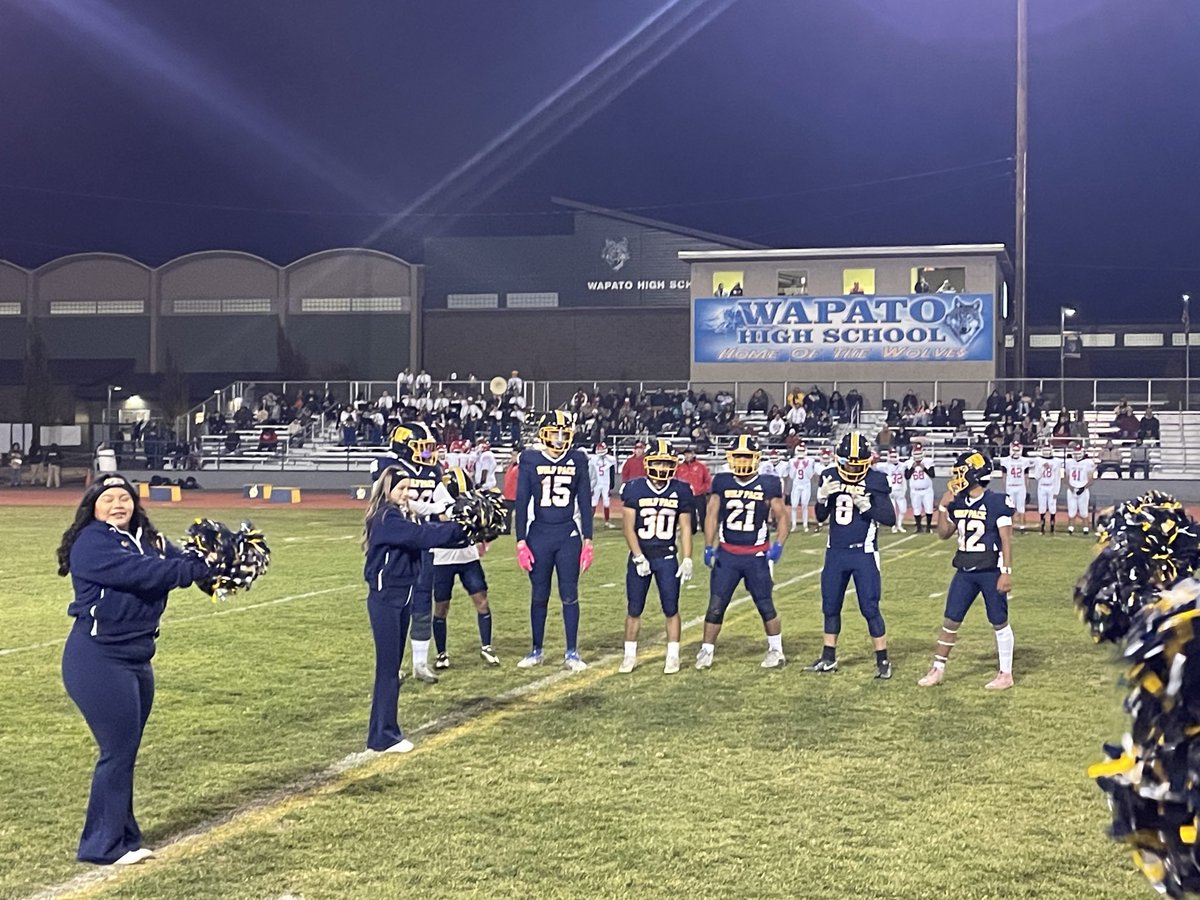 WapatoSD's tweet photo. Wolf Pack football against White Swan, down 8-0 in the first half, Go Wolf Pack!! https://t.co/pxRK2nKouh