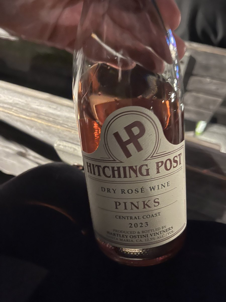 KingJ323's tweet photo. Name this movie it’s one of the 🐐 🎥 #HitchingPost got robbed at the Oscar’s Paul Giamani got Robbed! Thomas Hayden Church! Sandra Oh!!! @RexPickett I don’t read books but I Read Rex Pickett books! 💯 #RoseAllDay 🍷 https://t.co/STjLArU1gB