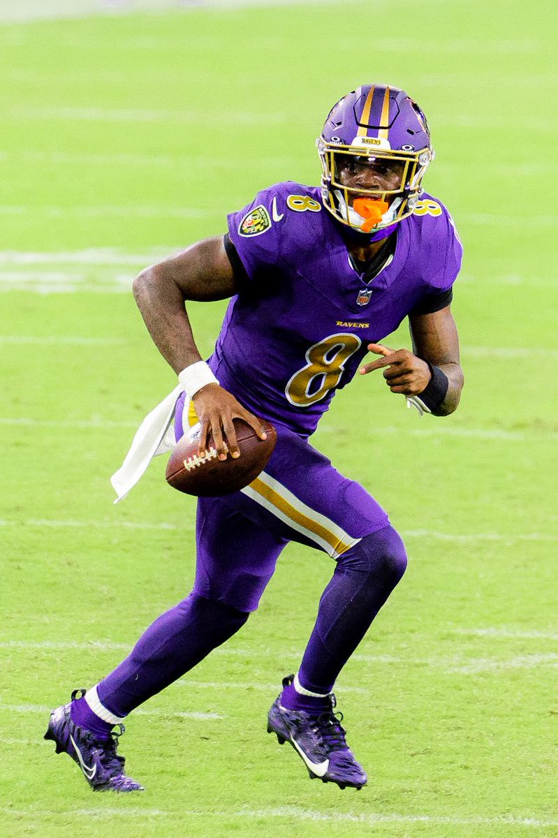 lamarjacksonent's tweet photo. Vibin’ 😈💜 @Lj_era8 

📸: TruzzProductionz™

#TRUZZ https://t.co/2FXHQuZwFE
