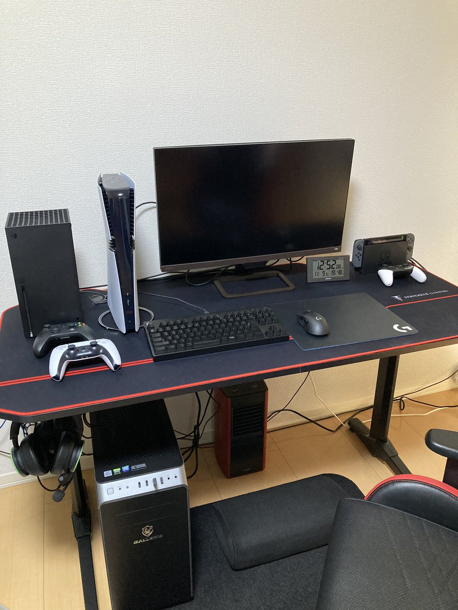 baikumanZ's tweet photo. PS5 proきた！！
これで全てのゲームができる😆😆😆 https://t.co/6thOONYqbH