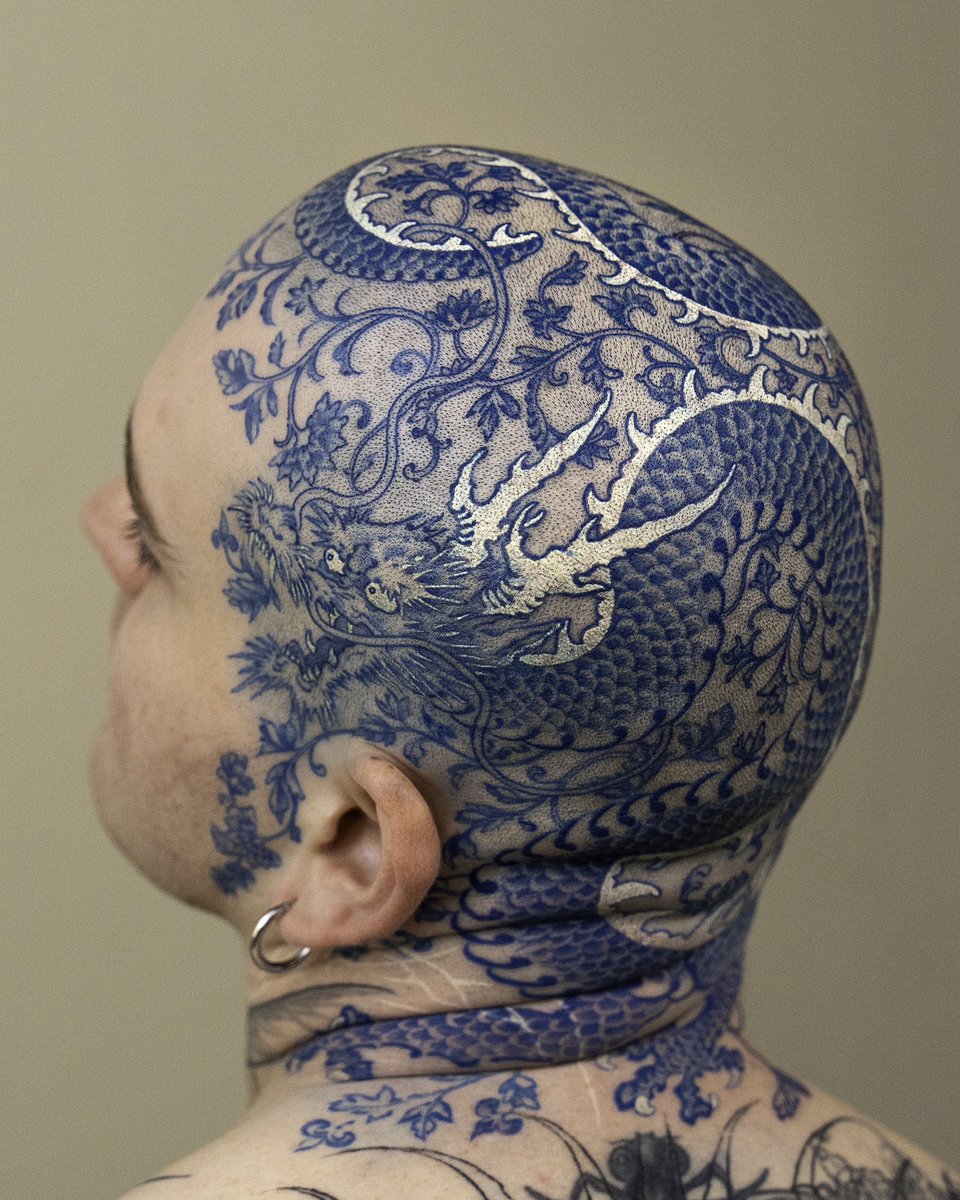 oozy_tattoo's tweet image. Porcelain head #oozy #oozytattoo #tattoo