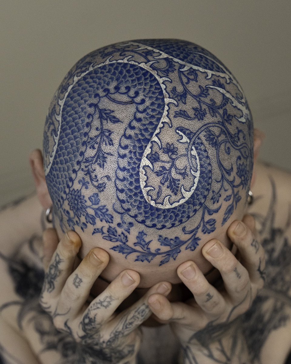oozy_tattoo's tweet image. Porcelain head #oozy #oozytattoo #tattoo