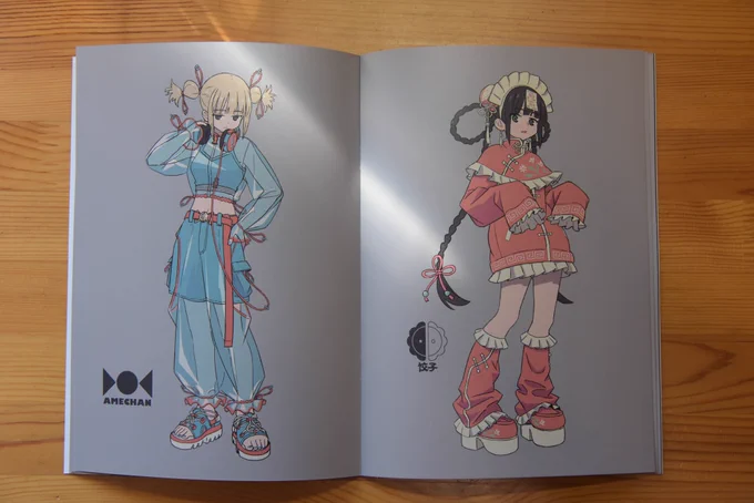 11/17日コミティア150に持っていく新刊できました。架空ファッションブランドのイラスト本といった具合です。スペースは東5【く39a】です。#COMITIA150 