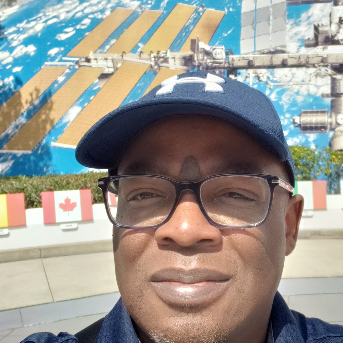 pomaluk's tweet photo. #NewProfilePic https://t.co/OcTbXLj1w6
