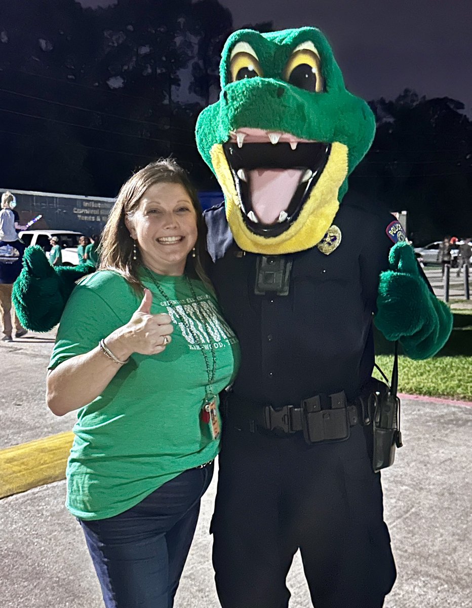 stacyseay_SFE's tweet photo. Thank you to our @HumbleISD_GTE and @gtegatorspta family for the best Fall Fest around!    I am proud and thankful to be a part of this amazing community! https://t.co/bWTzBVQJRf