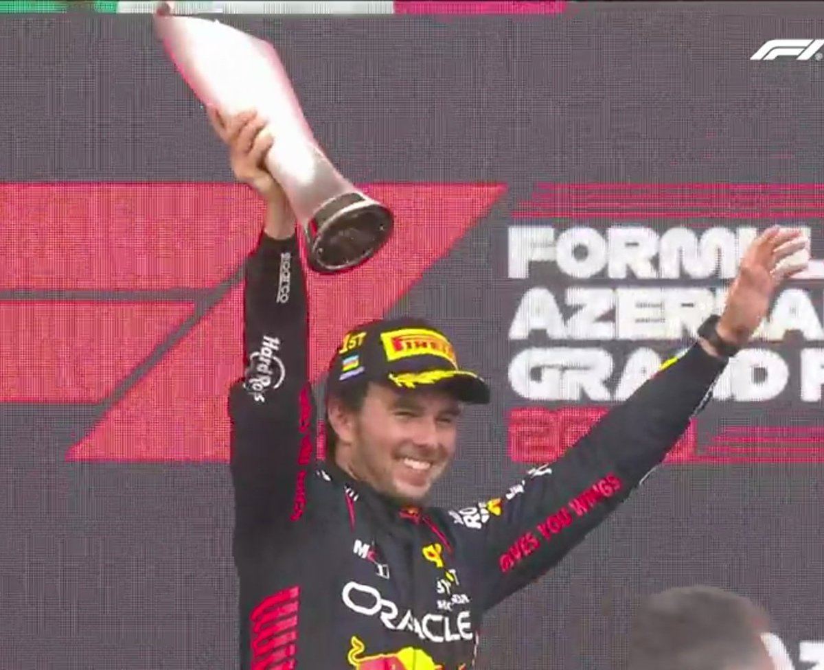 verstappenhae's tweet photo. CUANDO TE VERE OTRA VEZ, MI VIDA, CUANDO 😭😭😭😭😭😭😭 https://t.co/1lJXspLXXI