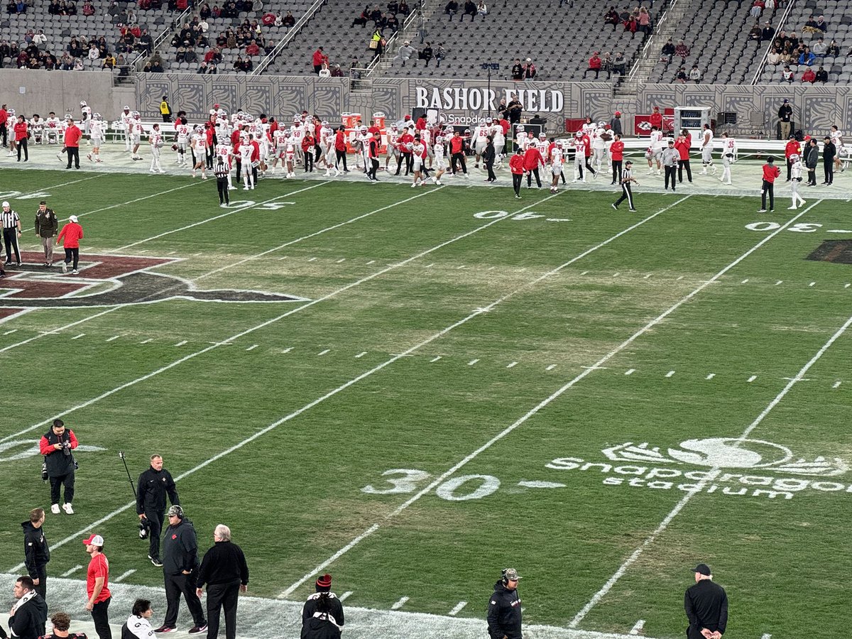 Scott Mullaney (@srmkidney) on Twitter photo Last Aztec game 2 weeks ago and 2 weeks of perfect San Diego weather and the pitch still looks like this. Tell us again <a href="/SnapdragonStdm/">Snapdragon Stadium</a> how the field was safe for <a href="/sandiegowavefc/">San Diego Wave FC</a> to play last week?
Every step by the players and a puff of sand comes up.
Not good. Last Aztec game 2 weeks ago and 2 weeks of perfect San Diego weather and the pitch still looks like this. Tell us again <a href="/SnapdragonStdm/">Snapdragon Stadium</a> how the field was safe for <a href="/sandiegowavefc/">San Diego Wave FC</a> to play last week?
Every step by the players and a puff of sand comes up.
Not good.
