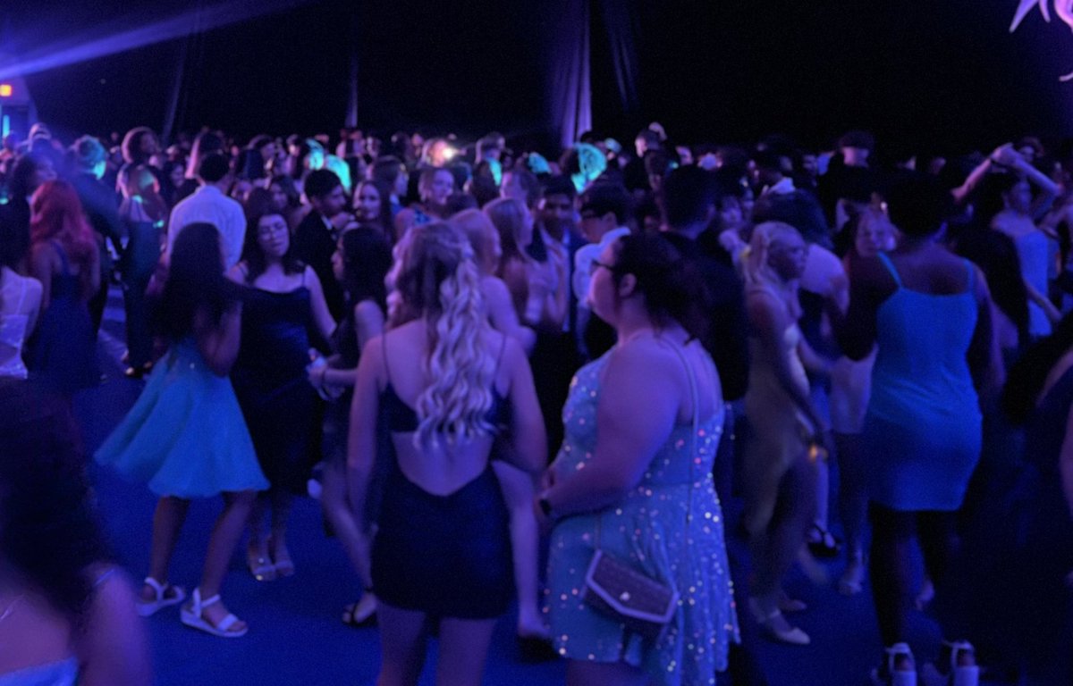 Homecoming 2024 is in the books! 👑 What an amazing night <a href="/DHSHappenings/">Deltona High School Happenings</a> 💙