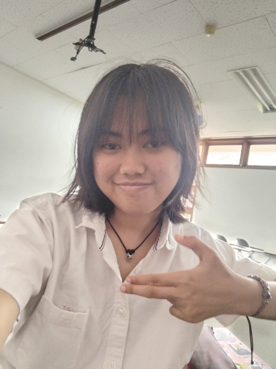 star_candy_baby's tweet image. Kenapa yang ngatain Namjoon selalu yang modelan orang gak keurus, sekalinya keurus malah macam babi😭🤣