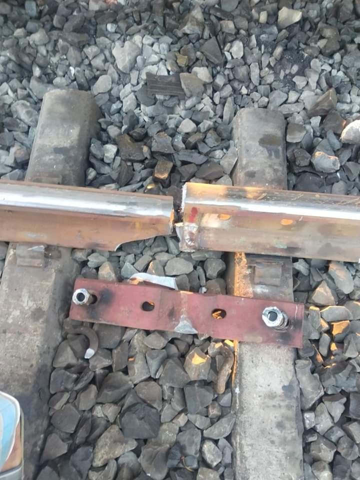 mpandey03's tweet image. "Another heartbreaking rail tragedy in #Bengal. This is a loud wake-up call—enough of complacency, we need accountability and real safety reforms now. Lives are on the line. #RailSafety #WakeUpIndia"

#TrainAccident