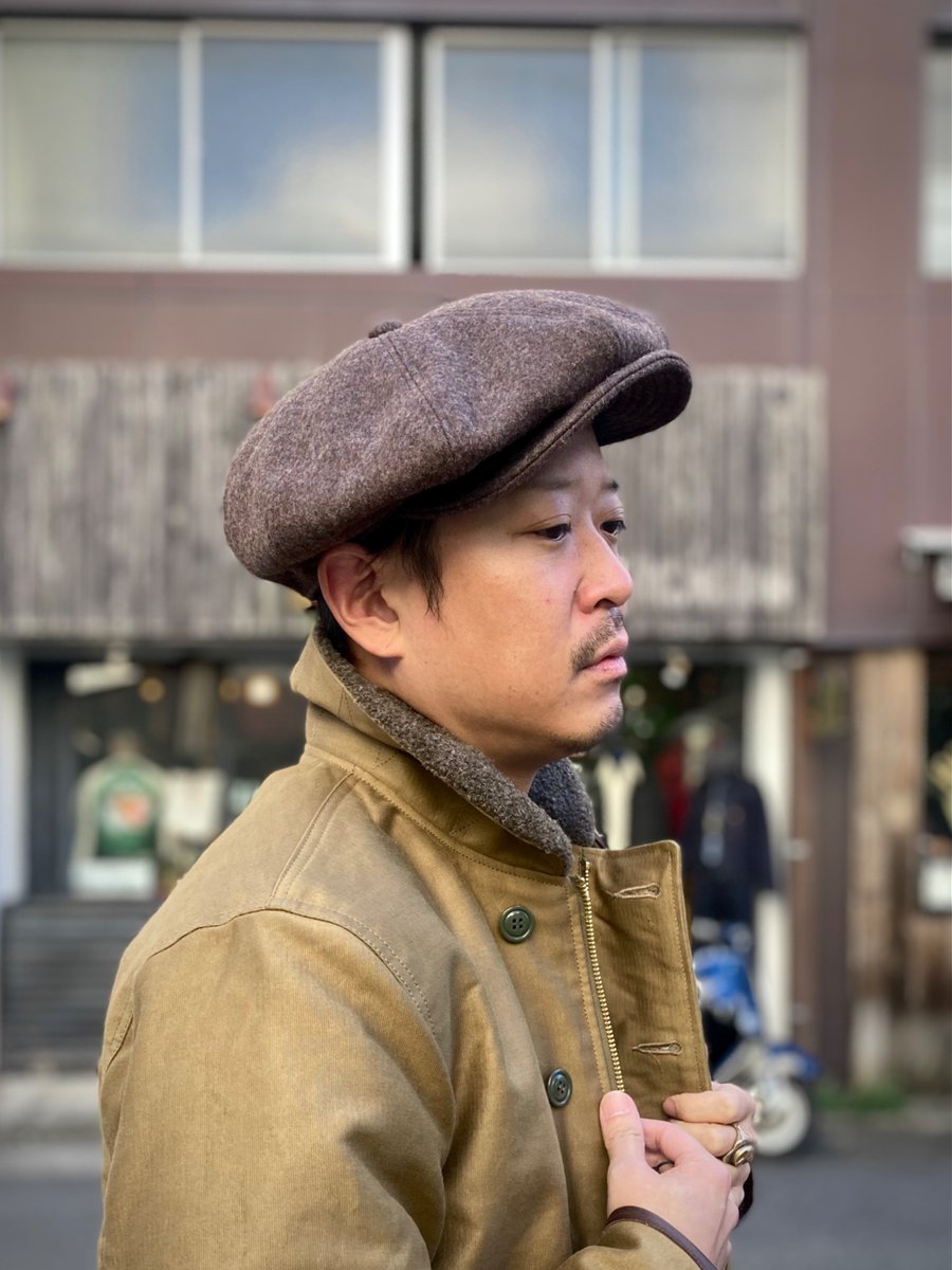 DryBones_Nagoya's tweet image. Getting ready for winter.

・N-1 Leather Combination Jacket（DJ-1054A）
🆕Irregular Pocket Chambray Work Shirt（DS-2632）
・Melton Snappy Cap（DCH-586）

 #deckjacket #n1deck #n1jacket #シャンブレーシャツ #ワークスタイル #n1ジャケット #デッキジャケット  #アメカジ