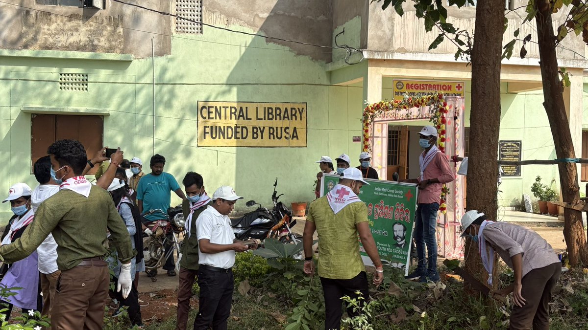 LibraryDaspalla tweet picture