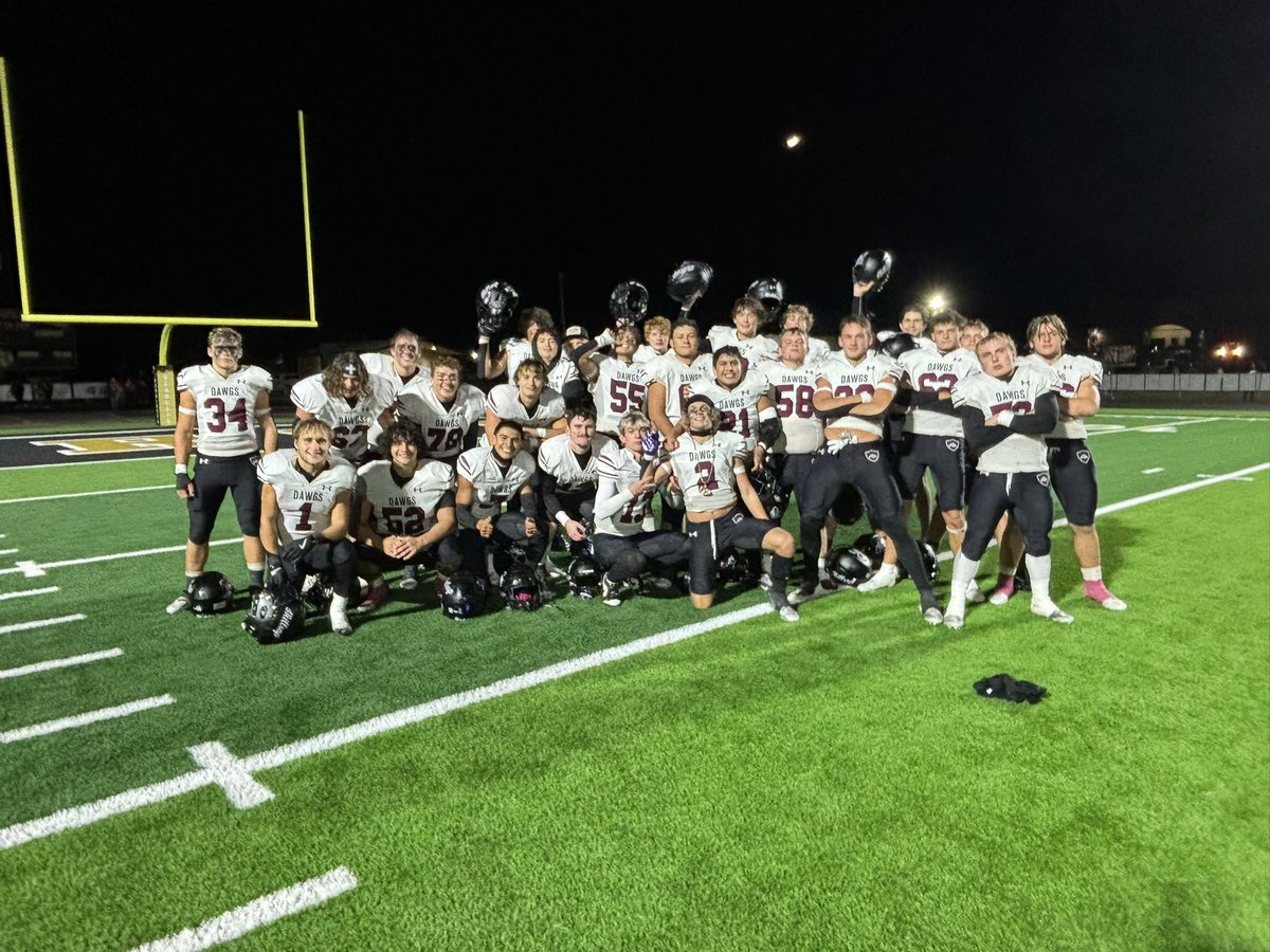 🔥🔥🔥 Dawgs win 55-28! The playoff streak continues, 5 years in a row!! To God be the glory, act like men. 1 Cor 16:13
#ProtectTheBrotherhood #A3