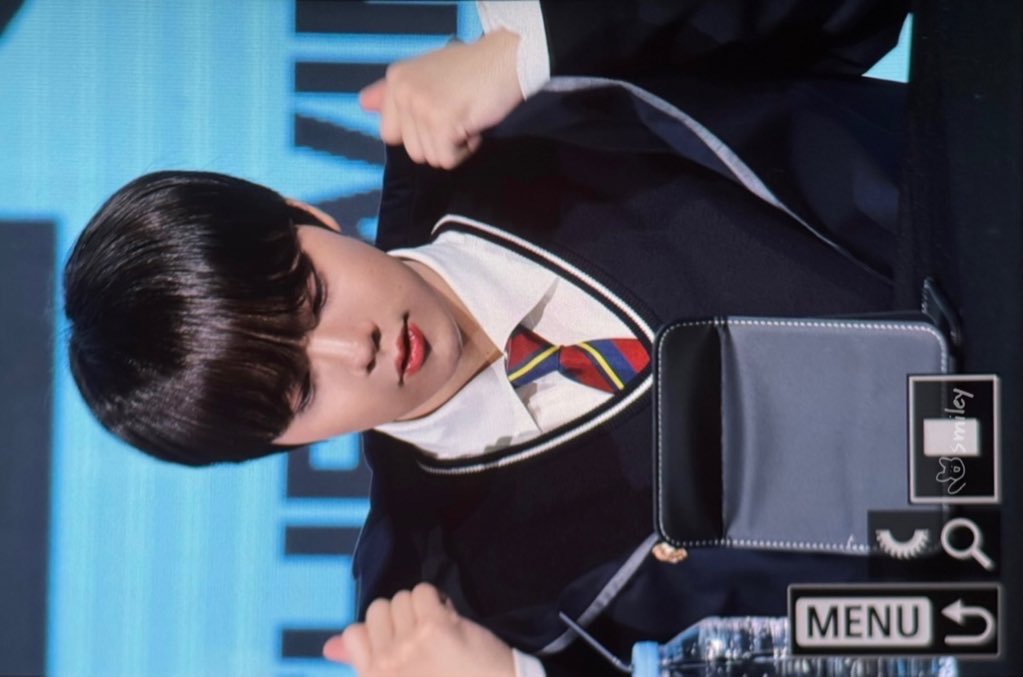영원히교복입어줄사럄
ㄴ안찬원
ㄴ22

#더윈드 #안찬원 #TheWind #ANCHANWON