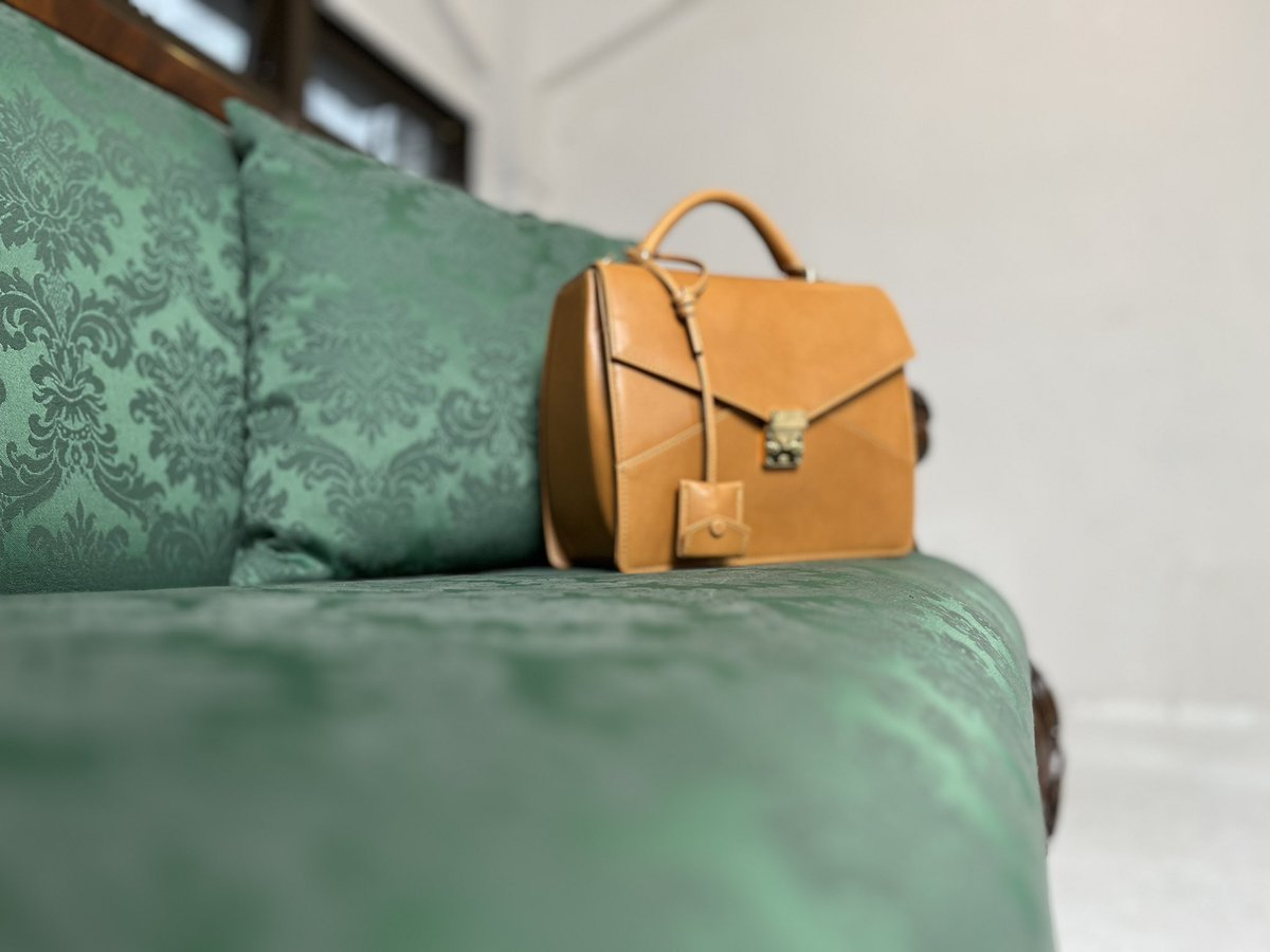 89289鞄製作所 tweet media