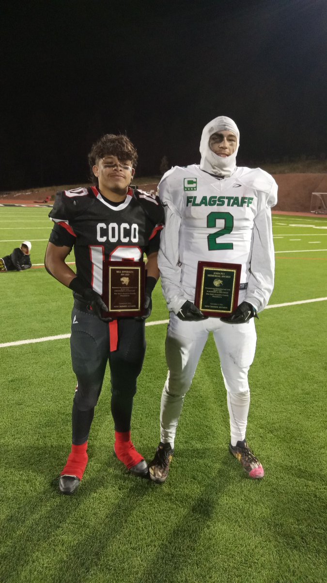 Flagcoco's tweet photo. Final:
Coconino 49, Flagstaff 26

Jadon Wetzel and Fernando Ramirez are named Outstanding Eagle and Panther. https://t.co/t4ChhNWokS