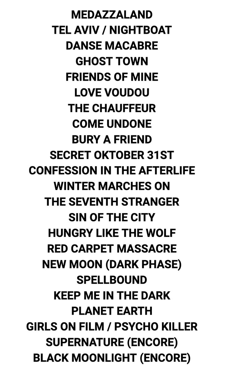 If Duran Duran had an *actual* halloween show:
(their show's set list was amazing, they just have so many spooky-atmosphere songs they didn't perform)