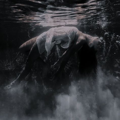 I couldn't breath
Cold air swirled
around my face

Roses in my garden
once so red and bright
Now standed still
Waiting for the midnight

As my soul

Soul you ripped
away from me
Which now cries
after our lost memories 

Only slowly fading 
embers left for me

🥀

#SaturdayPoetry