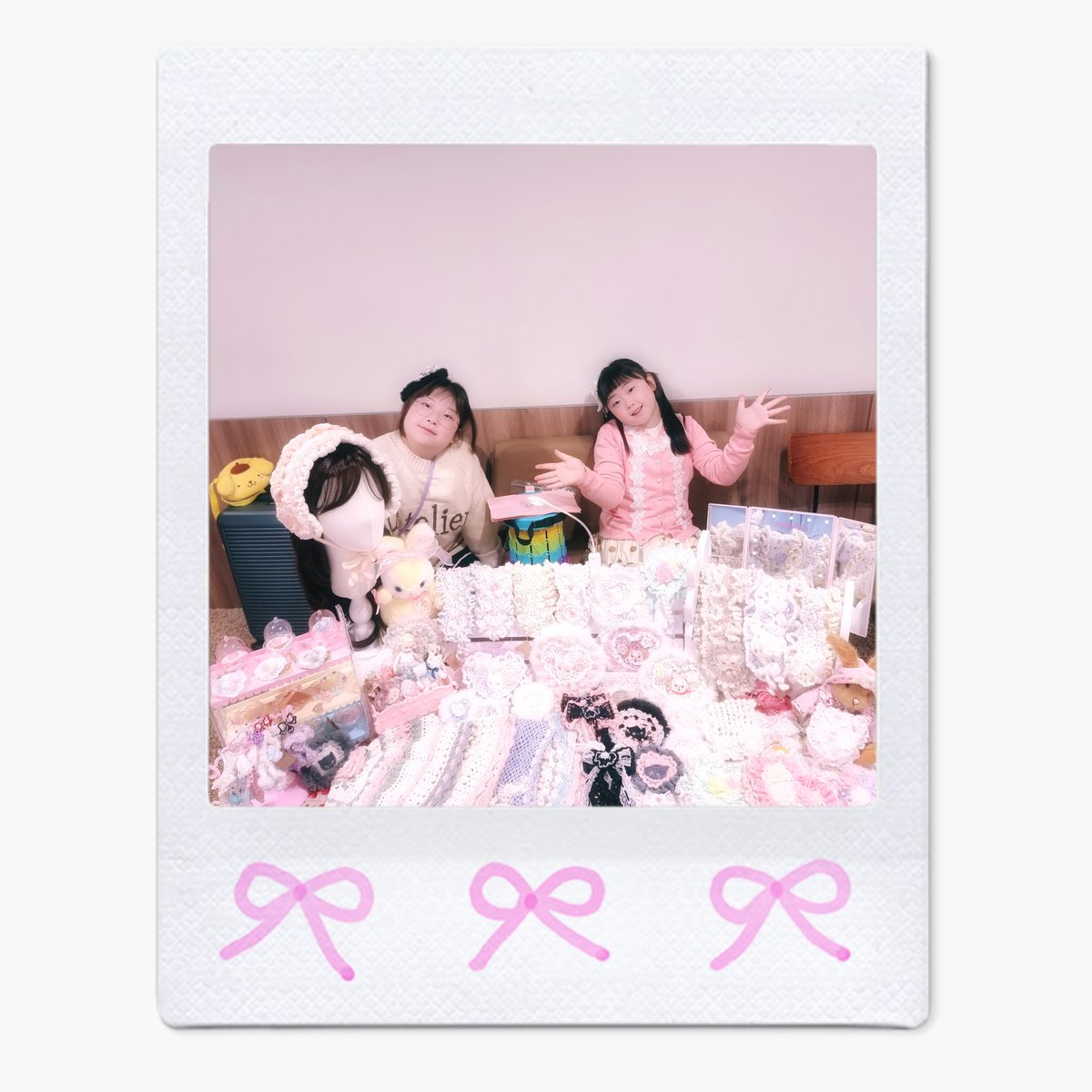 로리타데이 어여삐부스를 찾아주신 공주님들 모두 감사드립니다💕
또 멋진 행사를 열어주신 로리타데이 스탭분들께도 진심으로 감사드려요🫶
공주님들덕분에 세모녀 행복합니다.
어여삐 친구들을 사용하시다가 신경쓰이시거나 불편하신부분이 생기시면 언제든지 편하게 연락주세요🩷