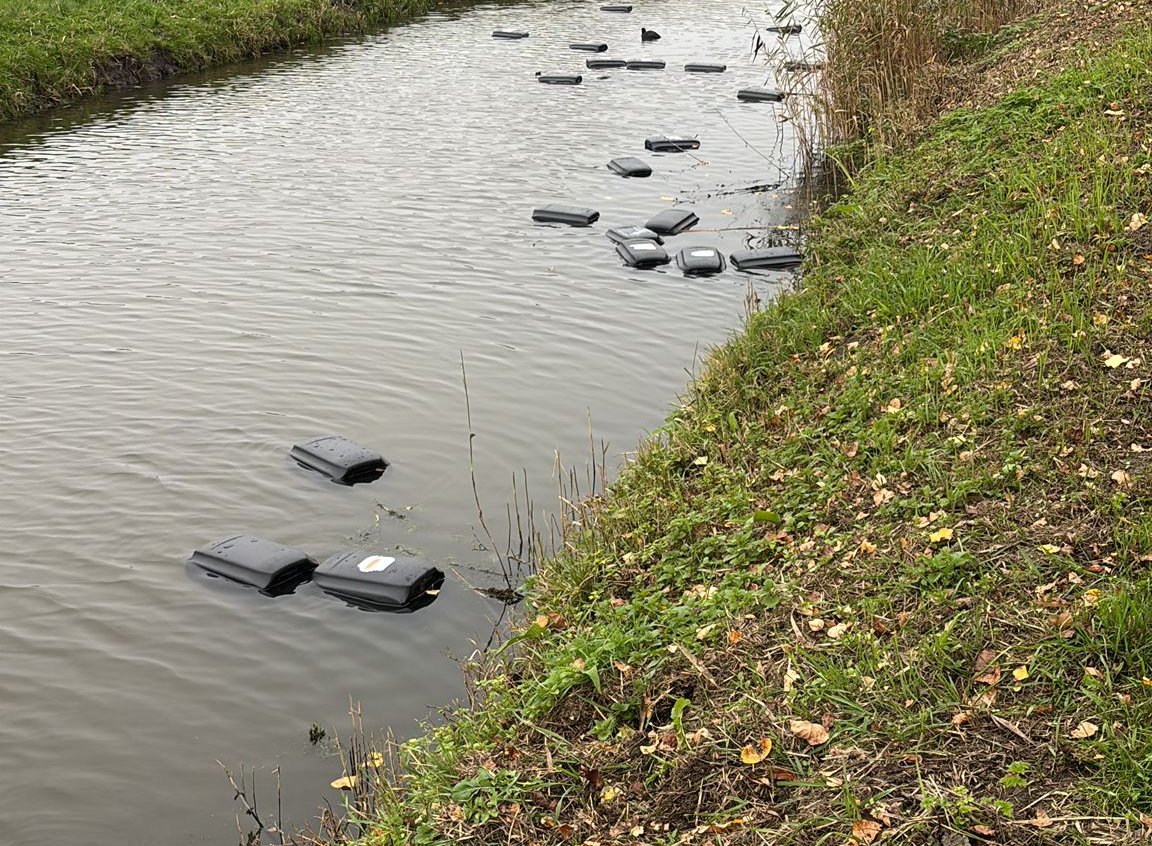 Vaten met mogelijk schadelijke stoffen gevonden in Moordrecht