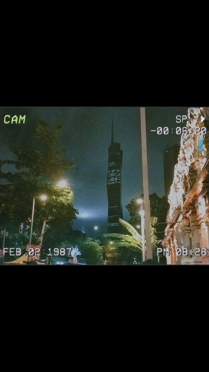 Lychee152's tweet photo. Night Time Strit putugraper 🥂 https://t.co/USvGk9Qh9j