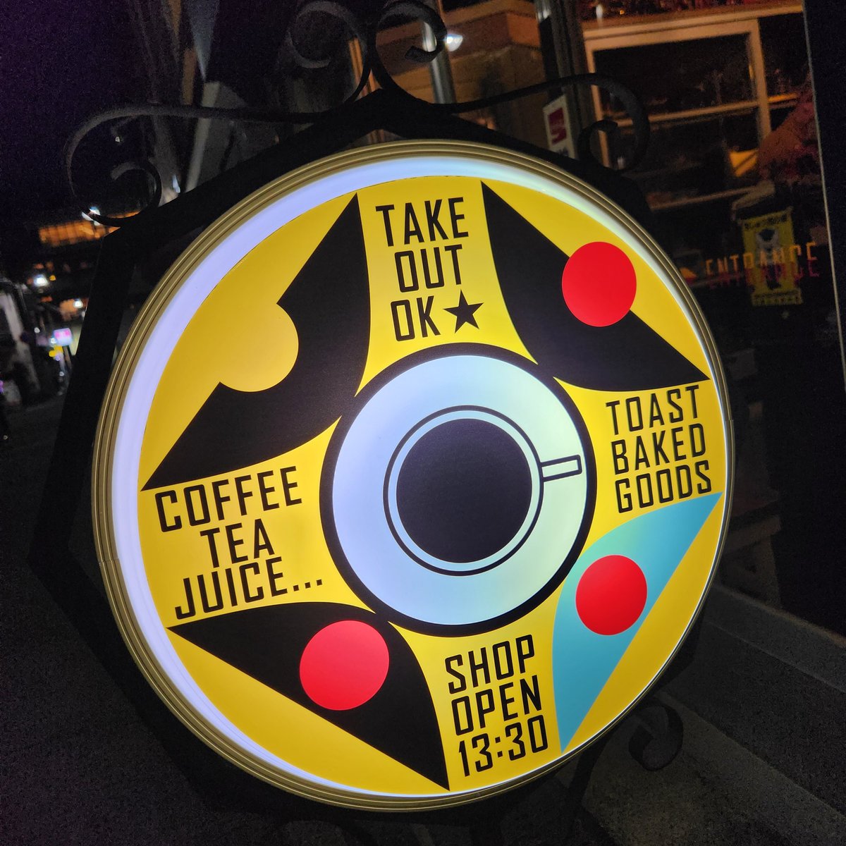 KumichanMos's tweet image. Saturday night ESCS🌛

EAST ST. COFFEE SPOT
#ESCS
 g.co/kgs/uDyD8fU