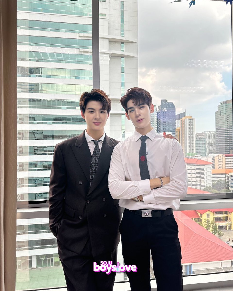 sojuboyslove's tweet photo. 😍 NÃO SE DESGRUDAM MAIS! Os atores #SaintPoom estão levando o novo ship a sério! Eles estão comparecendo a varios eventos juntos, como hoje no encontro promovido pela faculdade tailandesa SWU o #SWUOpenHouse! 
Já estamos amando esse ship, não vemos a hora de ver a interação nas telas ♥️