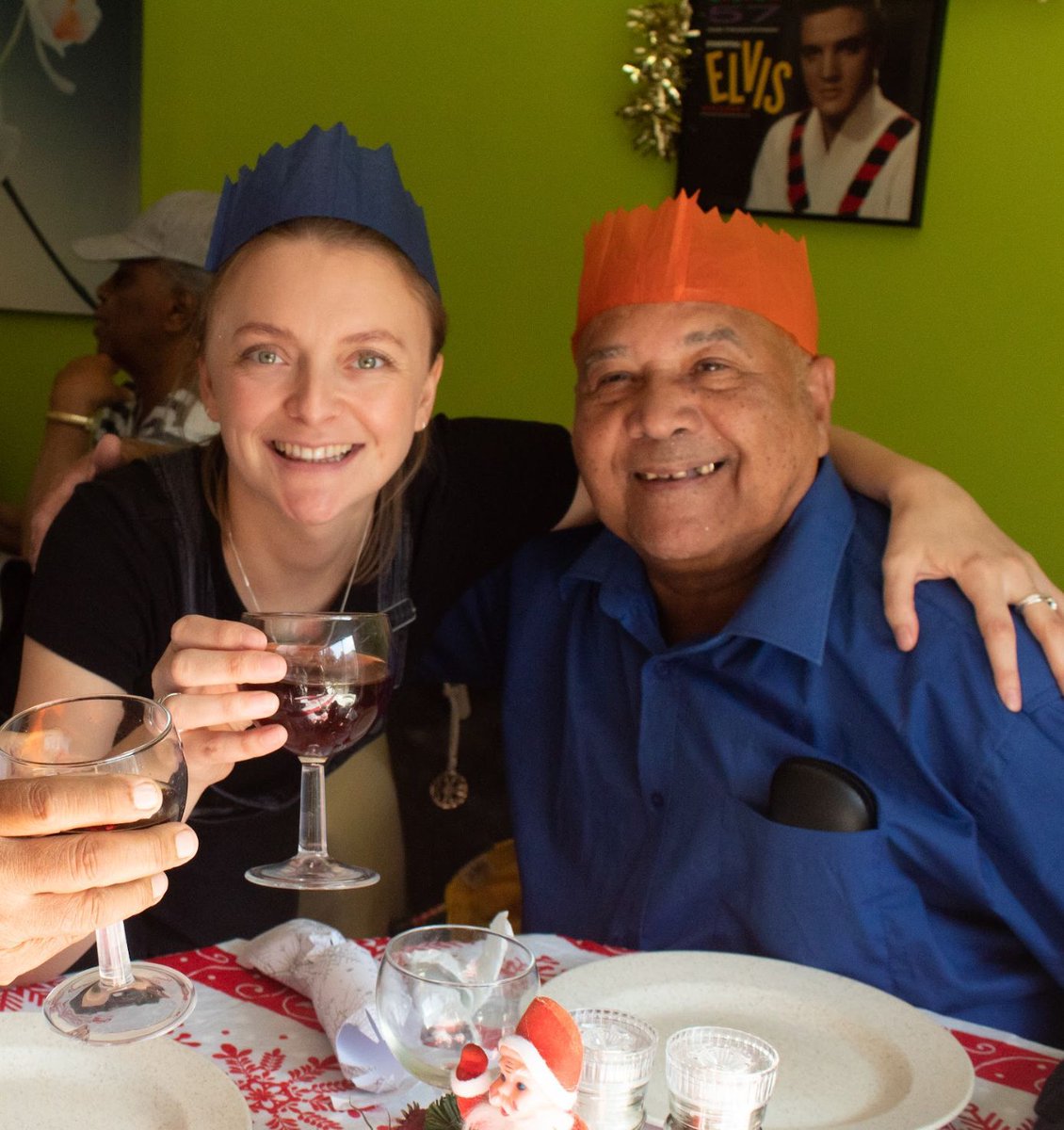 🎄 This Christmas, share the joy of a home-cooked meal with someone in need! 🍽️✨

Sign up to be matched with someone who’s isolated this holiday season.

Let’s make the season brighter for all! 💖

🔗 Sign up here: f.momentumtools.io/?form=v4_srwqx… 

#ChristmasGiving #Volunteer