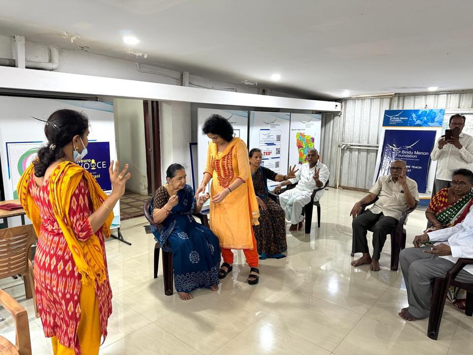 bindumenon2013's tweet photo. 9th November 2024. Session 329
We had our physical session today PARKINSON'S DISEASE AND MOVEMENT DISORDER SOCIETY NELLORE
Chair Exercises
For more details to join our free session please contact Dr SHALINI. 9642211600
#drbindumenonfoundation
#neurologyonwheels
#PDMDS https://t.co/3WTRvWvSUD