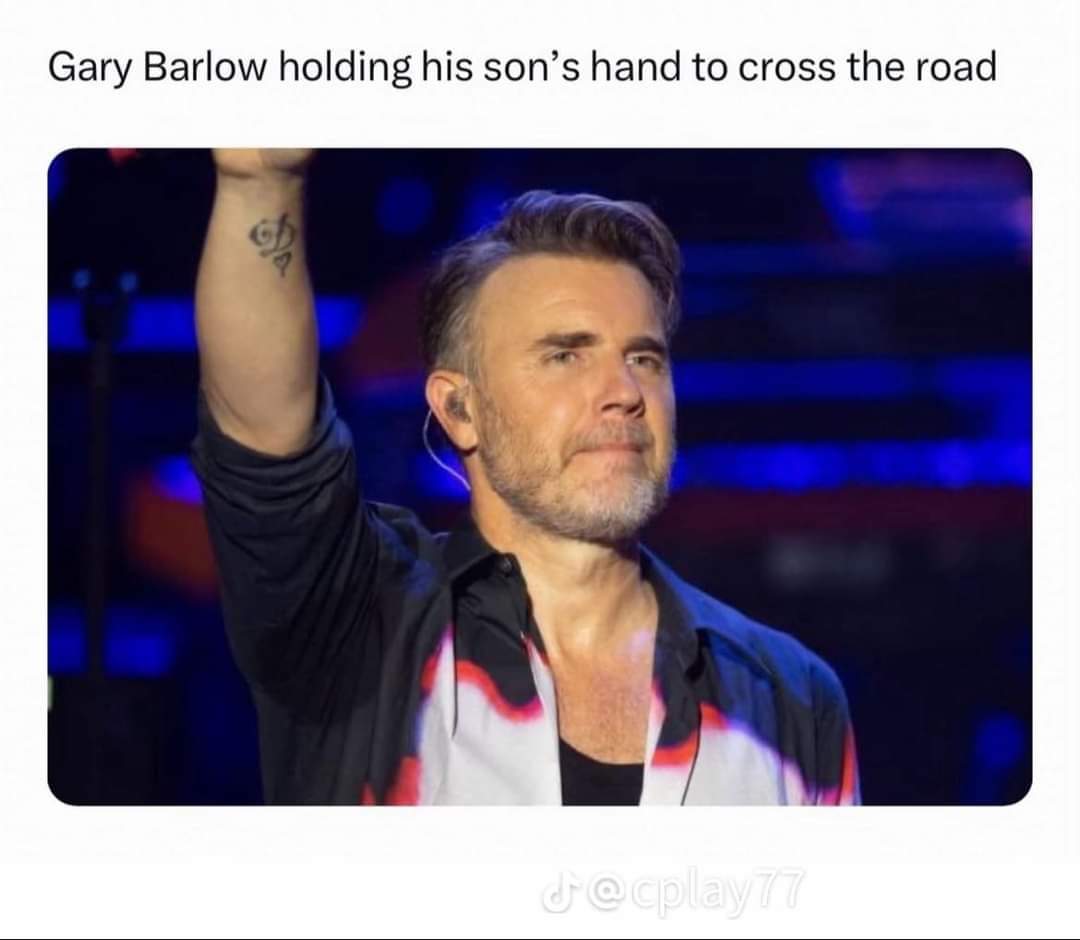 KatePatient's tweet photo. @GaryBarlow https://t.co/ybpHth1Qpg