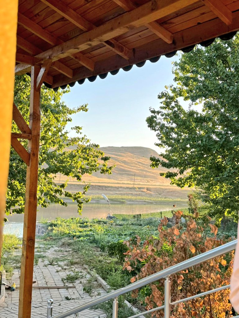 ComlekSus's tweet photo. Hiç değişmem sanıyordum, bambaşka bir insan oldum 🍀 https://t.co/mku87q3hQ2