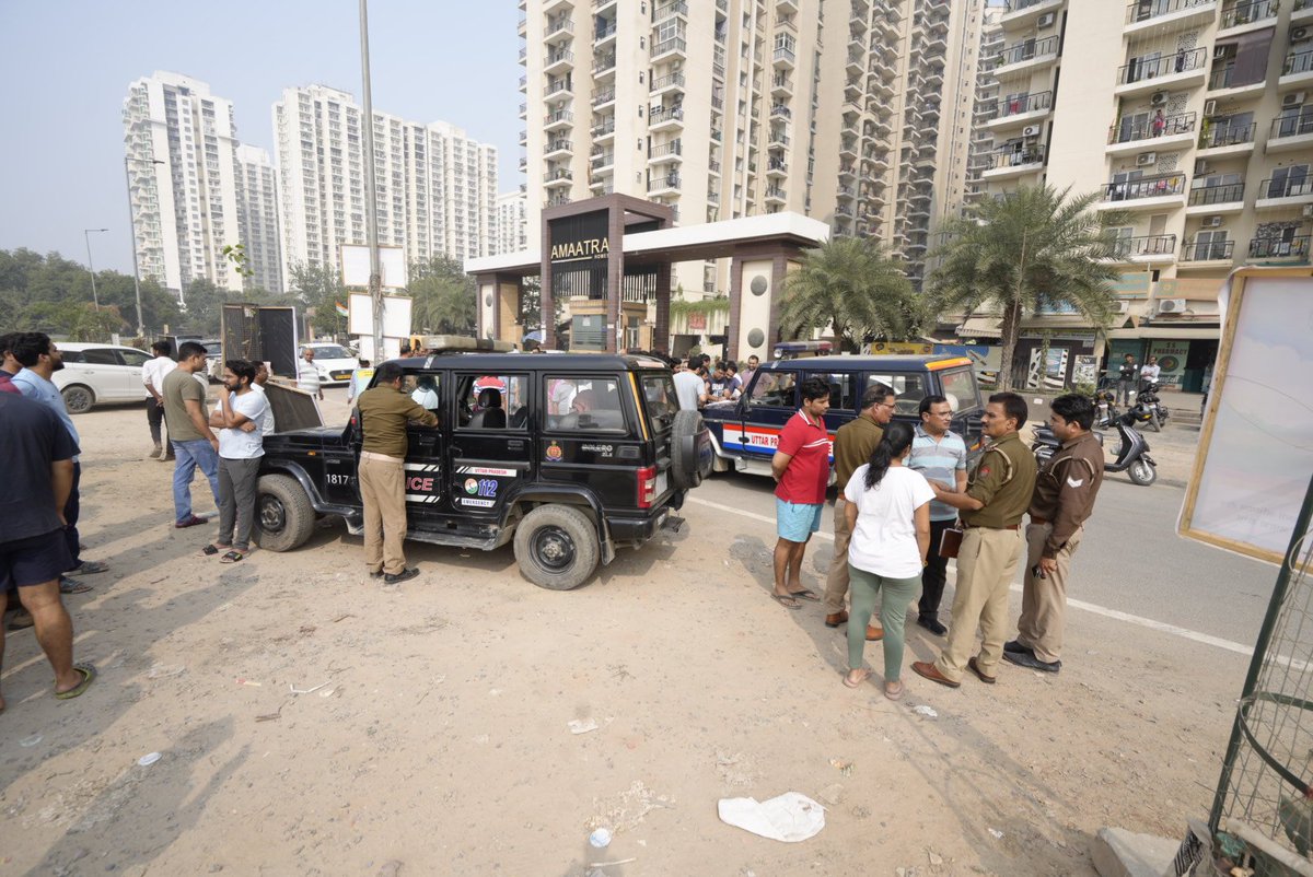 VishwadeepPach9's tweet photo. The situation in the society is very distressing. Residents have been harassed for a long time, with unfair maintenance and club charges being collected. Despite multiple complaints to the local police station, no action has been taken so far, leaving the residents frustrated.

There is a severe lack of cleanliness both inside and outside the society, with garbage piling up in every tower. Residents even conduct cleanliness drives themselves outside the society, but maintenance takes no responsibility for it.

Security in the society has collapsed, and although the builder asked residents to form an Association of Apartment Owners (AOA) and nominations were completed six months ago, the builder is now causing trouble for all residents.

Therefore, we request you to kindly take action regarding this situation.
@noida_authority @DCPGreaterNoida
 @CeoNoida @dmgbnagar @dgpup @tejpalnagarMLA @noidapolice @noidapolice