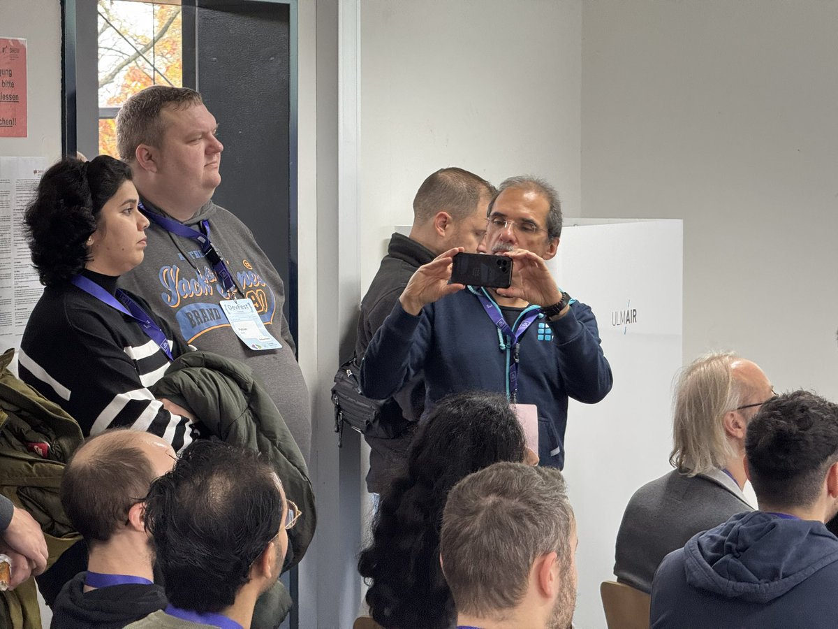 Manuel Naujoks (@halllo) on Twitter photo Security and Authentication, two presentations by <a href="/MartinaKraus11/">Not existing anymore</a> and Florian Schick #DevFestKA2024 Security and Authentication, two presentations by <a href="/MartinaKraus11/">Not existing anymore</a> and Florian Schick #DevFestKA2024