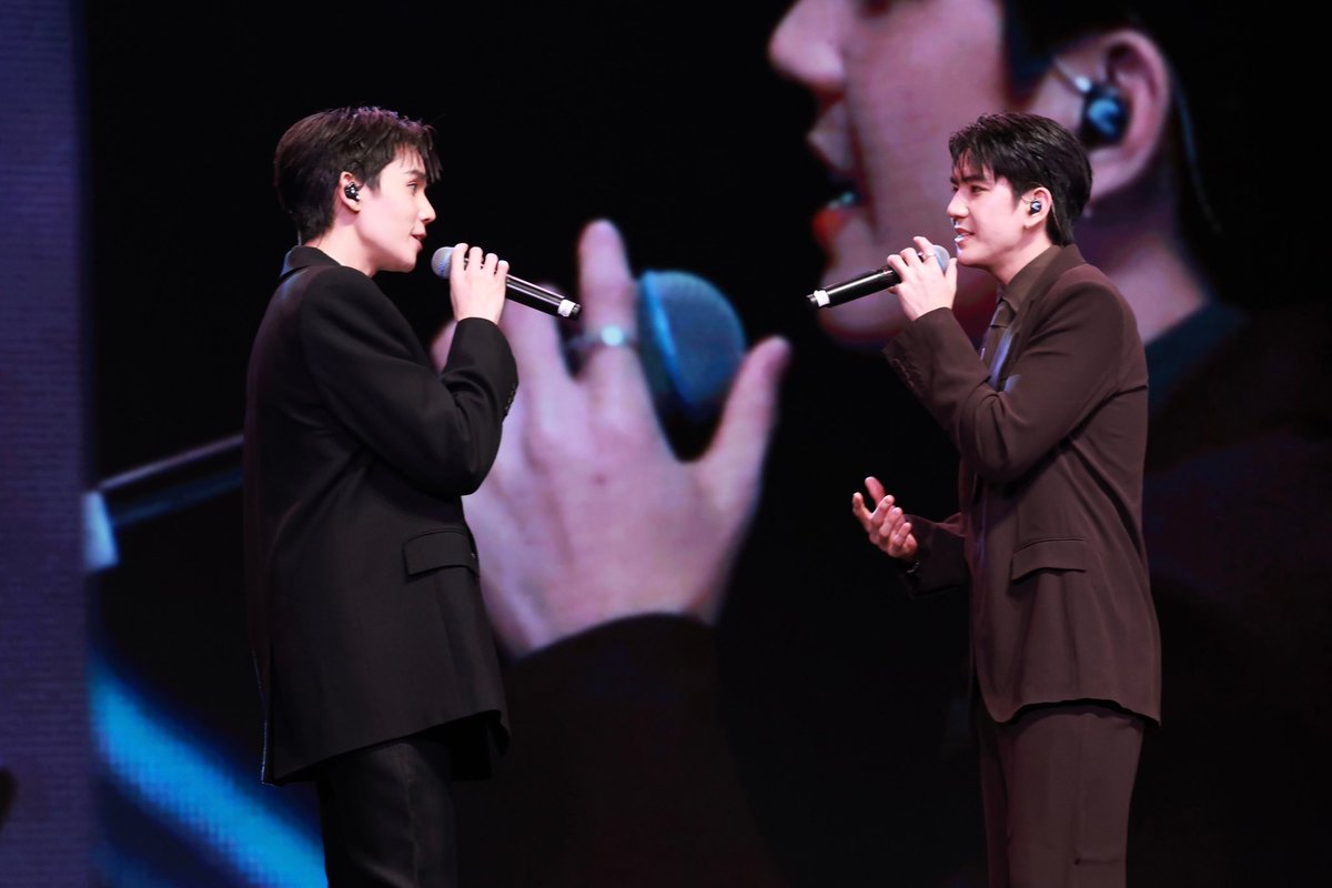 GMMTV's tweet photo. Thank you for being a wonderful part of our first and second sessions. Hope this was a memorable night for all of us ✨🫶🏻💖🙏🏻

#Jimmysea1stFMinUSA 
#JimmySeaUSandLatAmTour
#GMMTV https://t.co/IDLWNLjZwZ