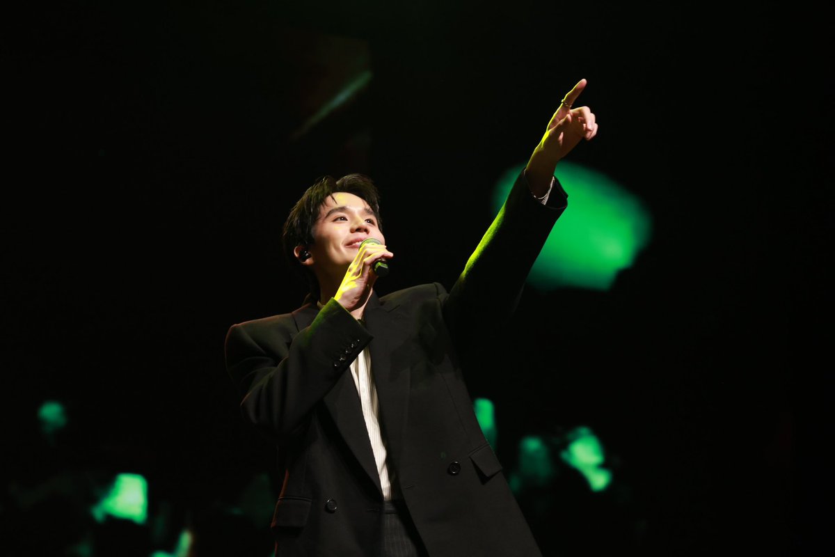 GMMTV's tweet photo. Thank you for being a wonderful part of our first and second sessions. Hope this was a memorable night for all of us ✨🫶🏻💖🙏🏻

#Jimmysea1stFMinUSA 
#JimmySeaUSandLatAmTour
#GMMTV https://t.co/IDLWNLjZwZ