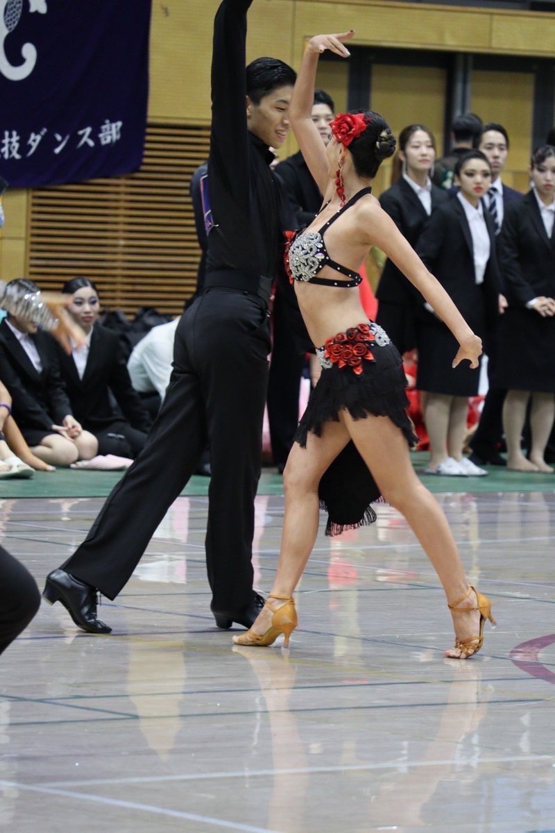 【日本大学　秋東部選手紹介💃】
La 「C,R」谷渕・鳴海組
責任感がある後輩思いのしょうまとちょこっと天然ぶりが目立つこのか🫣そんな2人は相性がとてもよさそう🤭
新しいルーティンにも挑戦してさらに上を目指します💪🏻❤️‍🔥