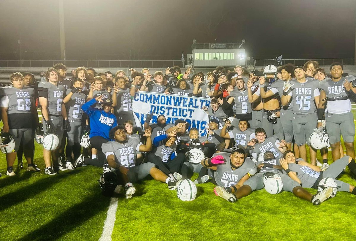 Ended the Regular Season on a good note with a hard fought win vs. a tough Massaponax team.  Appreciate all the players, coaches and administrators for making this Senior Night one to remember.