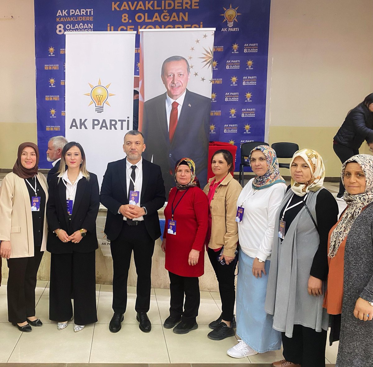 dere_kad's tweet photo. AK PARTİ…KAVAKLIDERE 8. OLAĞAN KONGREMİZ…Kavaklıdere AK PARTİ 8. Olan Kongremizde Volkan ALPÖZEN Başkanımız Yeniden Güven Tazeledi…
 Gerçekleştirilen Ak Parti Kavaklıdere 8. Olağan Kongresinde,Yeniden Başkan Seçilen Volkan ALPÖZEN Başkanıma ve Yönetimine Kutluyorum… https://t.co/dKmnoaP80W
