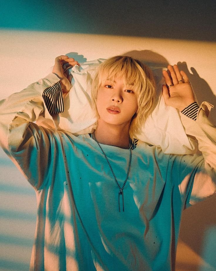 thealvsbts's tweet photo. —ESTAREMOS CREANDO PLAYLIST PARA EL ÁLBUM NUEVO DE JIN, DEJARÉ NUESTRO PERFIL POR SI DESEAN SEGUIRNOS, CREAREMOS SOBRE HAPPY DE #JIN Y WHITE CHRISTMAS DE #TAEHYUNG Y LOS FUTUROS ÁLBUMES.

📎: https://t.co/oKH5eiFXpw

-🌿 https://t.co/ktWga3giU3