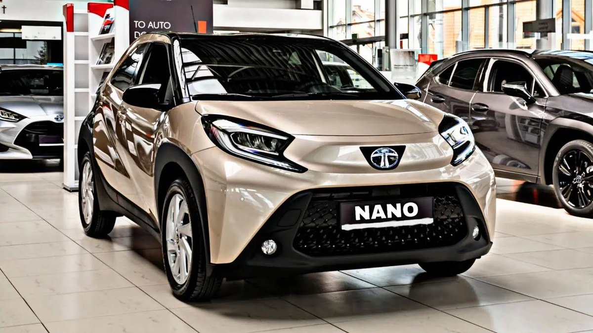 luckykrishna's tweet photo. TATA NANO 2025. பழைய ஆட்டோ லுக்கை மாத்திட்டான். ஏகப்பட்ட அப்டேட்ஸோடு, அதே USP-யான குறைந்த விலையில் எளிய மக்களின் கார் கனவு. இந்தவாட்டி மார்க்கெட்டை அடிச்சித் தூக்கப் போறான். https://t.co/gSjQOPmOKY