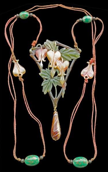 Elizabeth Bonte, Parisian Art Nouveau jewellery designer of the late 19th and early 20thc who was known for her themes taken from nature #WomensArt