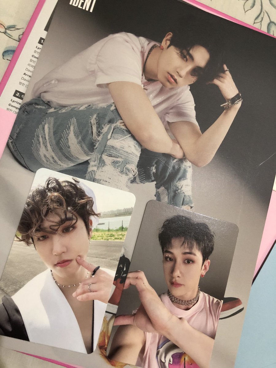 xavlsn_'s tweet photo. I finally pulled my bias 😭!!! ASDFGHJKL
Thank you so much, @classymissycart ! Received the albums safely~ I ordered the album yesterday and it arrived today 👀💕
#CMCFeedbacks https://t.co/jSY6glr01L