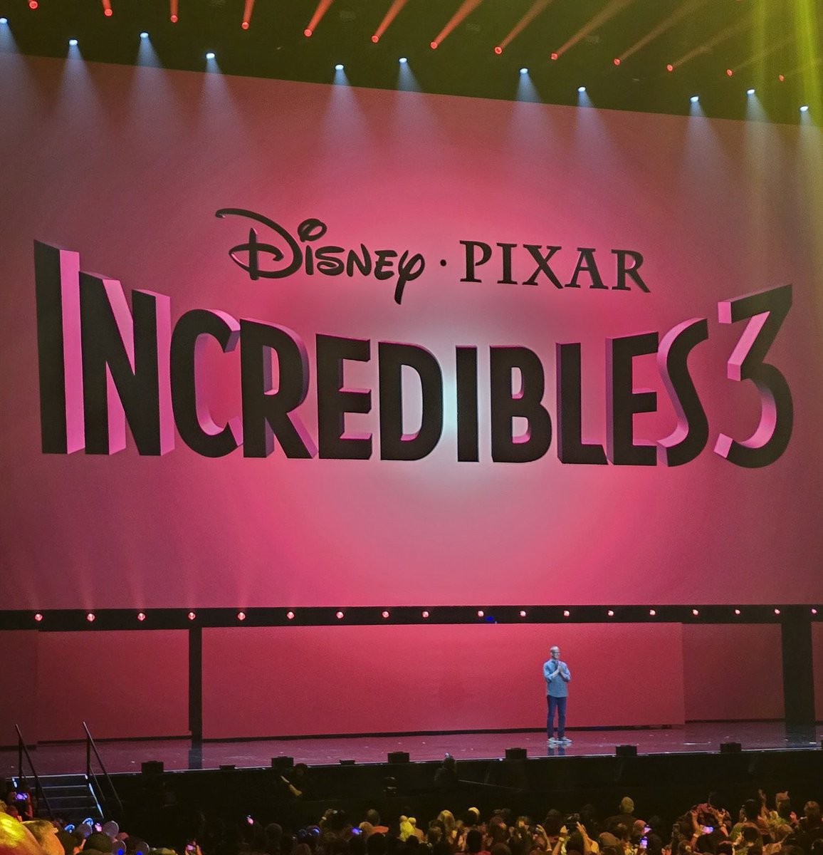 ICaptainji's tweet photo. Pixar has officialy begun writing the script for ‘Incredibles 3’

(Source : @omelete) https://t.co/zFDETpTUXb