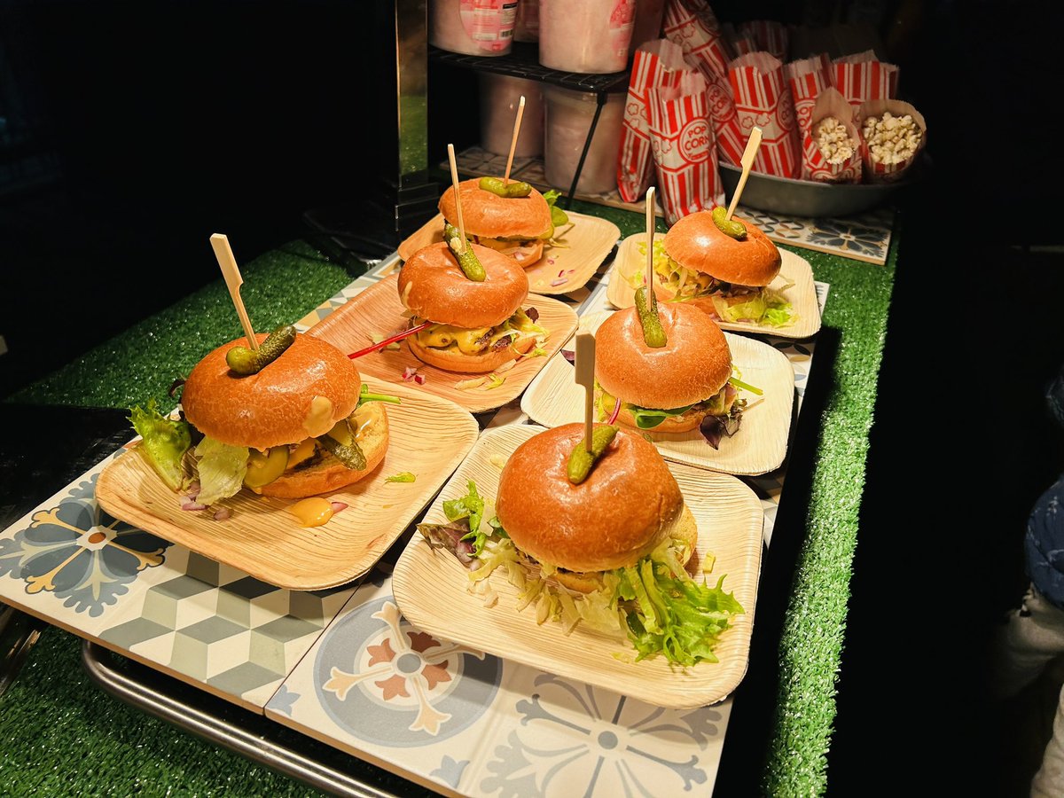 Amy White tweet media