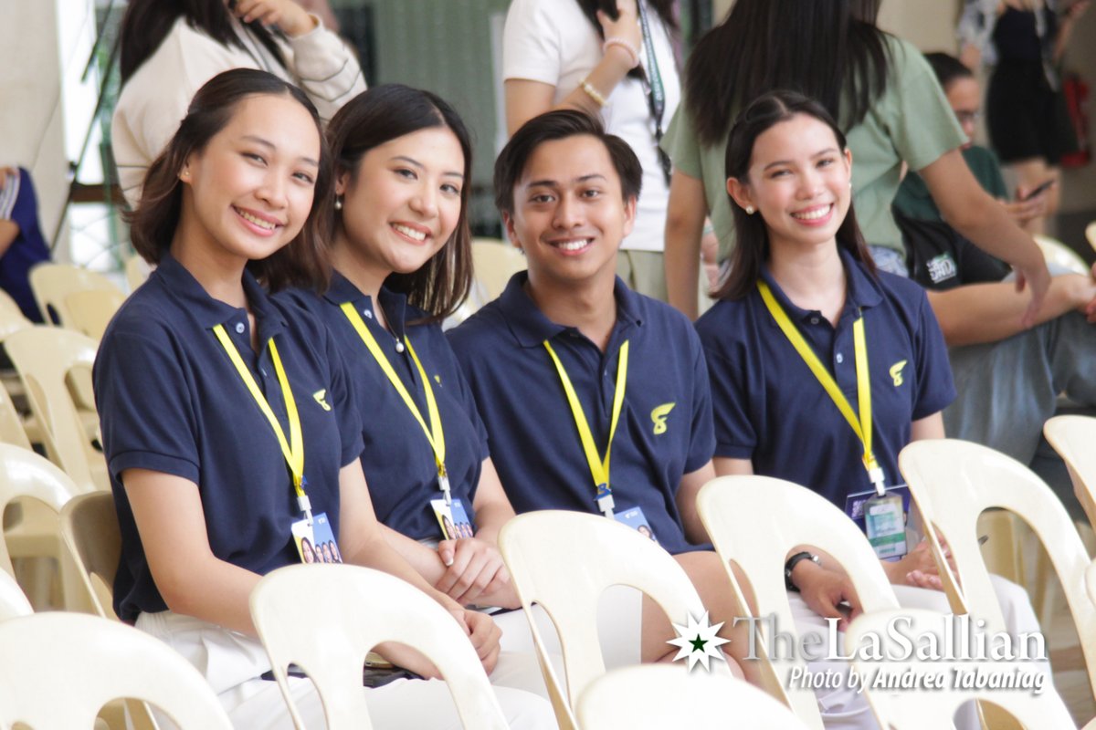 TheLaSallian's tweet photo. HAPPENING NOW: As the voting period nears, aspirants for the Special Elections 2024 voice their plans and advocacies in the Miting De Avance at the Henry Sy Sr. Hall grounds. #TLSSE2024    

The event is also being streamed at https://t.co/FKDdut9fdT. https://t.co/FwLj0KyURT