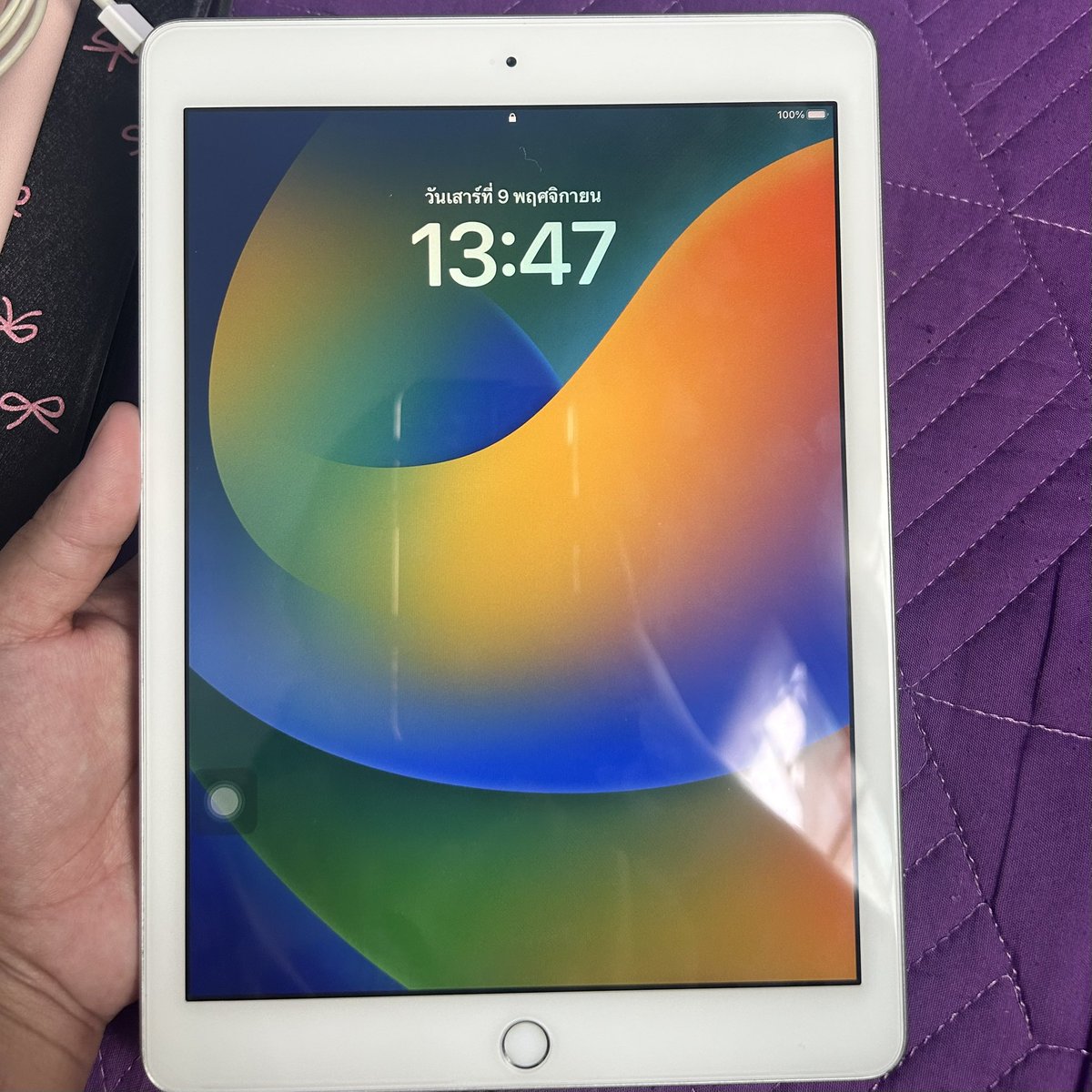 kokobopcb's tweet photo. ส่งต่อ ipad gen5 🎀
ตำหนิตรงมุม 1 จุด
เครื่องสวย แบตไม่ค่อยอึดแล้วน้า

ราคา 3900 
ได้ทุกอย่างในรูปเลยค่า ไม่มีกล่อง

📍นัดรับได้ บีทีเอส อนุสาวรีย์/ สนามเป้า 
📦 แมสได้ค่า ต้นทางอนุ

#ส่งต่อipad  #ipadมือสอง #ipadgen5 #ส่งต่อไอแพด #ส่งต่อไอแพดมือ2 #ไอแพดมือ2 #ไอแพดเพื่อการศึกษา https://t.co/hQ6wJq2Rui