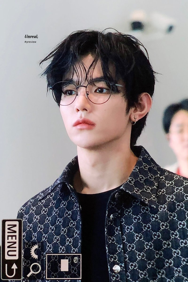 unreal_ZH's tweet image. 241109 HGH preview
오늘 얼굴 진짜 감동적이라 눈물이ㅈㄴ남
#장하오 #ZHANGHAO #章昊
#제로베이스원 #ZEROBASEONE #ZB1
