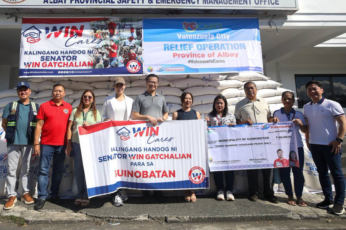 valenzuelacity's tweet photo. TINGNAN: Ang ating #VCCares team, sa pangunguna ni Senator WIN Gatchalian, Vice Mayor Lorie Natividad-Borja, at Councilor Ricar Enriquez, ay nagtungo ngayong araw, Nobyembre 9, 2024, sa Probinsya ng Albay upang ipaabot ang tulong pinansiyal mula sa Lungsod Valenzuela para sa mga nasalanta ng bagyong #KristinePH, kabilang na ang mga Munisipalidad ng Guinobatan, Daraga, Polangui, Oas, at ang ating Sister City, Lungsod Legazpi.
Pormal na tinanggap ni Albay Acting Gov. Baby Glenda Ong-Bongao at ng Albay Provincial Safety and Emergency Management Office (APSEMO) ang nasabing donasyon.
#ValenzuelaCares #Valenzuela