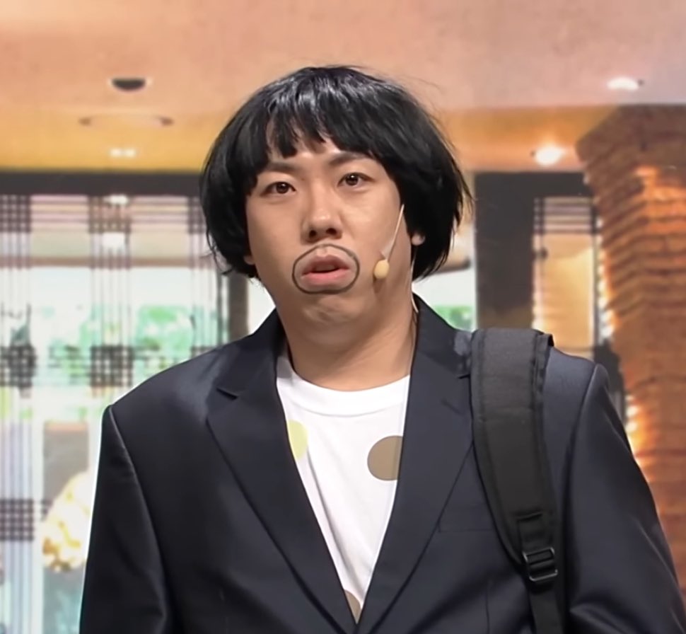 승연아 혹시 맨몸에 군번줄만 있는 셀카 올려줄 수 있어?