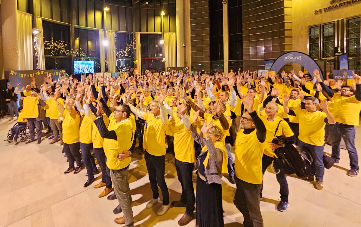 ChauvinLionel63's tweet photo. 🇫🇷💛Le #14juillet,  @LeTour de France sera entièrement sur notre @Departement63 ! 
Avec tous les élus des communes traversées (cc @MagnetFabrice @dubourgseb1977) et tous les Puydomois, nous allons préparer une fête inoubliable ! 🚴‍♂️💛 #TourDeFrance #fierdetrepuydomois #TDF2025 https://t.co/eWi6Ee8hR2